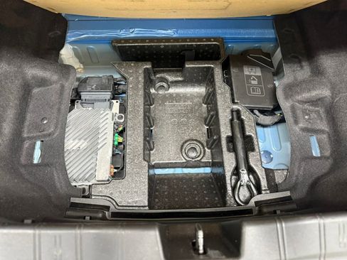 Used 2016 Chevrolet Camaro SS image 39