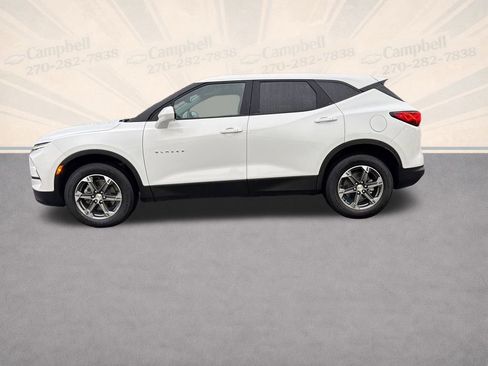 Used 2025 Chevrolet Blazer LT image 2