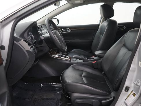 Used 2015 Nissan Sentra SL w/ SL Premium Package image 18