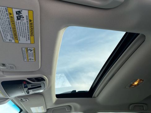 Used 2021 Subaru Outback Touring XT image 20