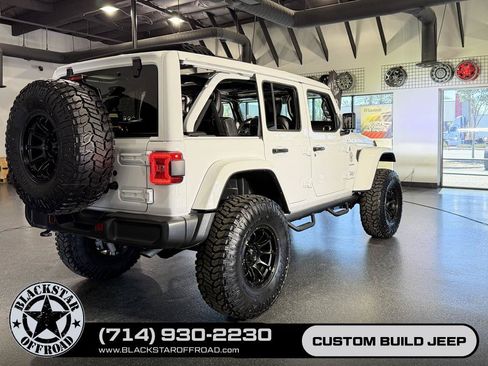 Used 2024 Jeep Wrangler Unlimited Sahara AWD/4WD image 34