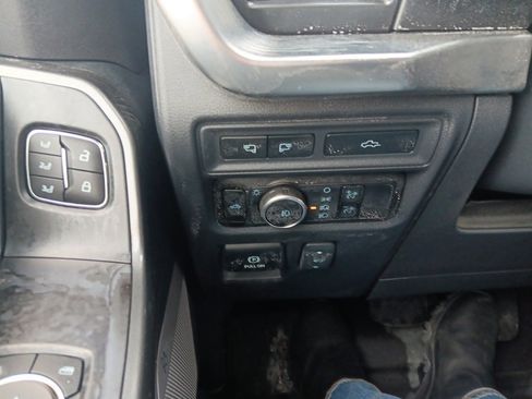 Used 2023 Ford F150 Lariat w/ Equipment Group 502A High image 27