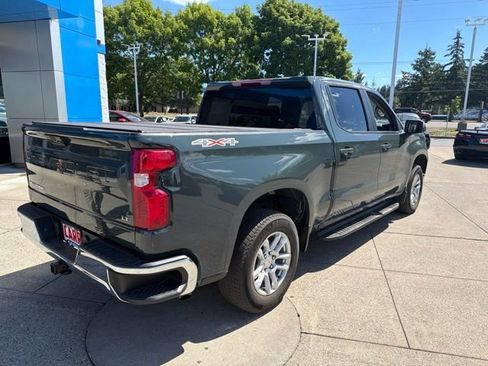 Used 2025 Chevrolet Silverado 1500 LT AWD/4WD image 4