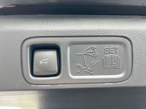 Certified 2022 Ford Expedition Limited AWD/4WD image 19