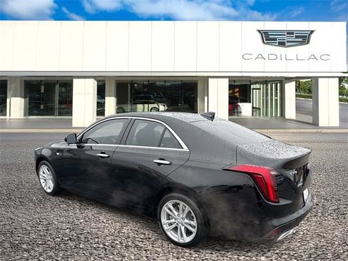 Certified 2025 Cadillac CT4 Luxury image 2