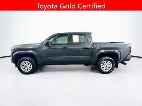 Certified 2024 Toyota Tacoma SR5 AWD/4WD image 5