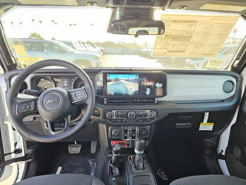 New 2026 Jeep Gladiator Sport AWD/4WD image 24