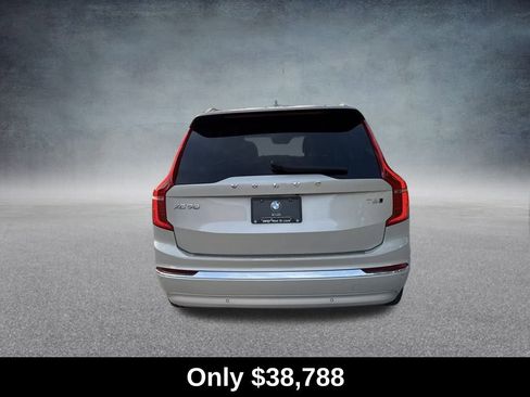 Used 2022 Volvo XC90 T6 Inscription w/ Advanced Package image 4