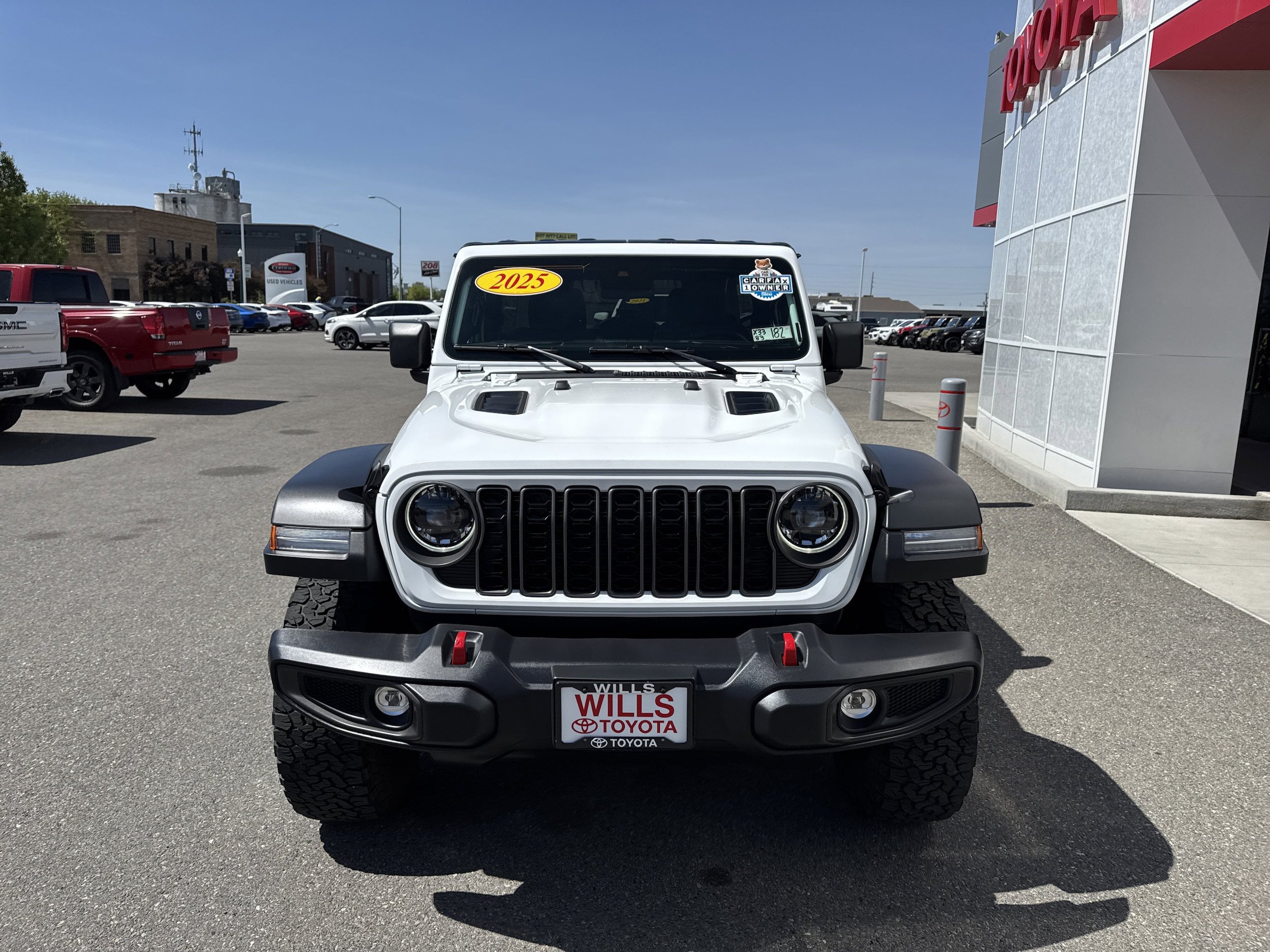 Used 2025 Jeep Wrangler Unlimited Rubicon AWD/4WD image 5