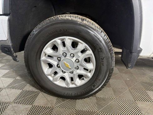 Certified 2024 Chevrolet Silverado 2500 LTZ image 23