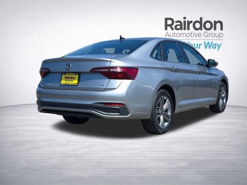 Used 2024 Volkswagen Jetta SE FWD image 36