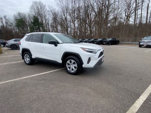 Used 2023 Toyota RAV4 LE image 2