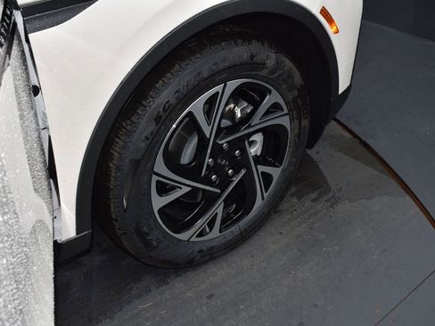 New 2026 Lincoln Nautilus Premier w/ Equipment Group 102A image 18