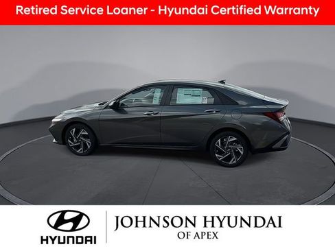 Certified 2025 Hyundai Elantra Sport image 4