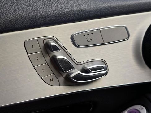 Used 2022 Mercedes-Benz GLC 300 w/ Premium Package Lite image 25