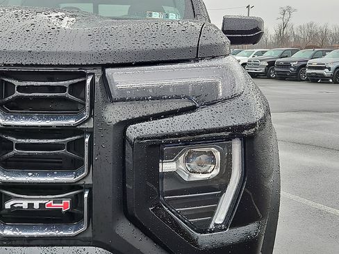 Certified 2024 GMC Canyon AT4 w/ AT4 Premium Package image 9