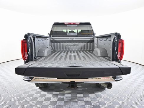 Used 2023 GMC Sierra 2500 SLT w/ SLT Premium Package image 6