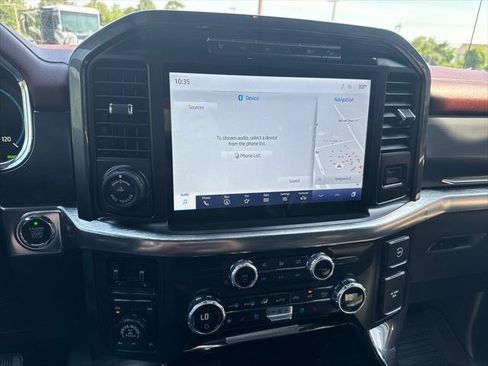 Used 2021 Ford F150 Lariat w/ Equipment Group 502A High AWD/4WD image 19