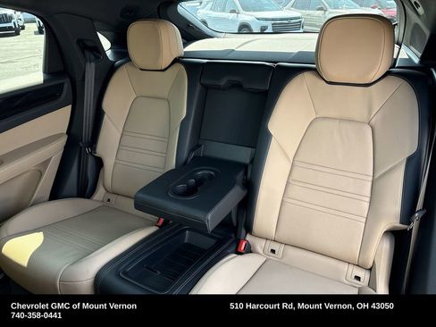 Used 2022 Porsche Cayenne Coupe image 22