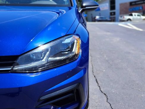Used 2019 Volkswagen Golf R 4-Door AWD/4WD image 10
