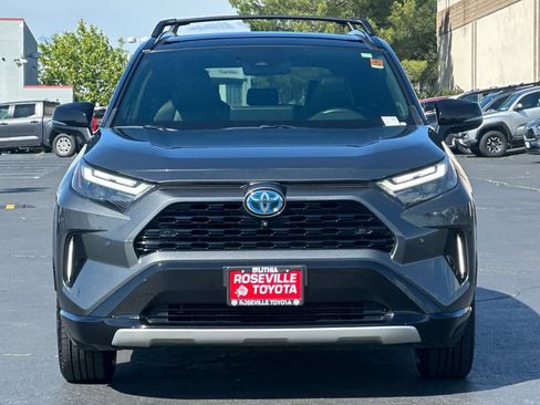 Used 2023 Toyota RAV4 XSE AWD/4WD image 10