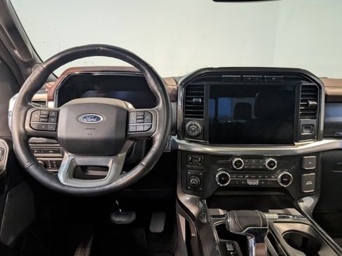 Used 2022 Ford F150 Lariat w/ Max Trailer Tow Package image 16