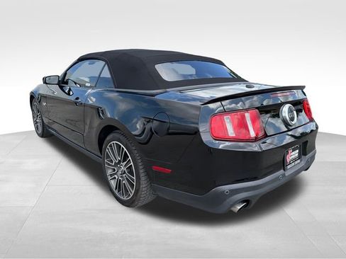 Used 2012 Ford Mustang GT Premium w/ Security Pkg RWD image 5