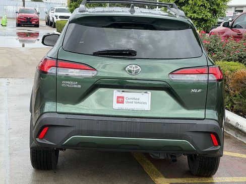 Certified 2026 Toyota Corolla Cross XLE FWD image 6