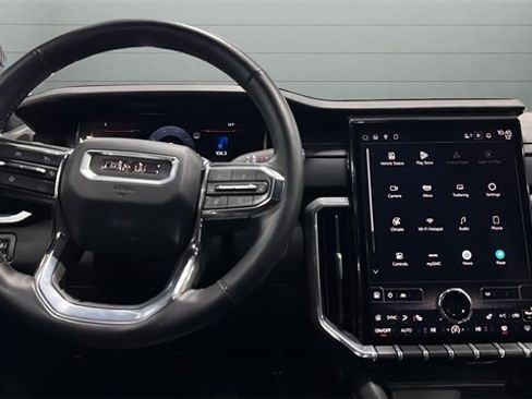 Used 2025 GMC Acadia Elevation image 13