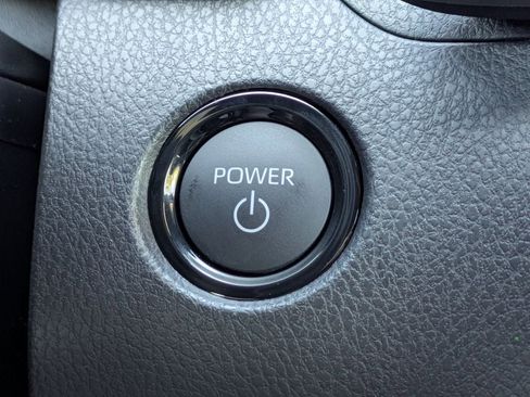 New 2026 Toyota Camry SE image 29