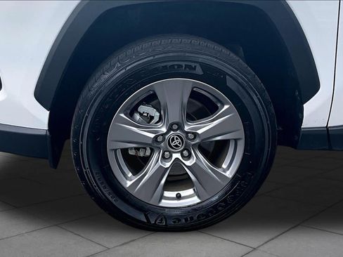 Certified 2025 Toyota RAV4 XLE AWD/4WD image 11