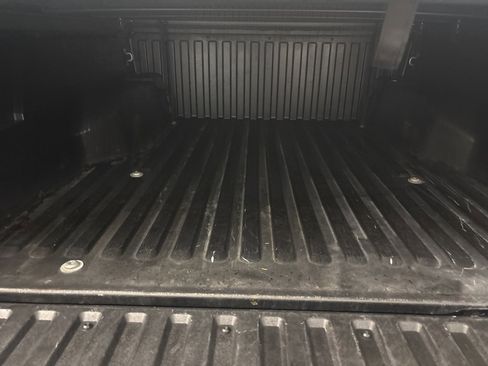 Used 2022 Toyota Tacoma TRD Sport image 11