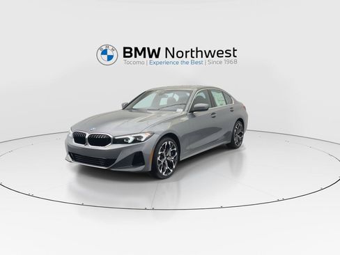 New 2026 BMW 330i xDrive Sedan w/ Premium Package AWD/4WD image 9