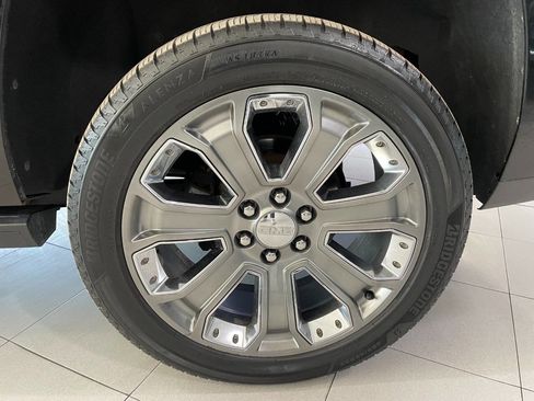 Used 2016 GMC Yukon Denali w/ Open Road Package image 13