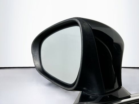 Used 2016 Lexus IS 200t image 16