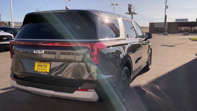 Used 2026 Kia Carnival FWD image 9