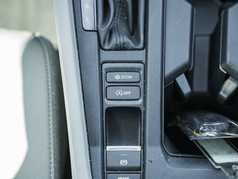 Used 2024 Honda Accord EX image 22