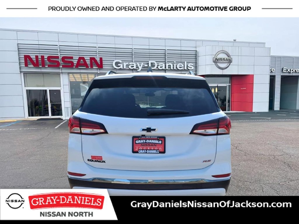 Used 2023 Chevrolet Equinox RS FWD image 3