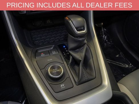 Certified 2024 Toyota RAV4 XLE Premium AWD/4WD image 18