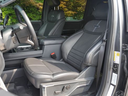 Used 2026 Ford F350 Platinum AWD/4WD image 37