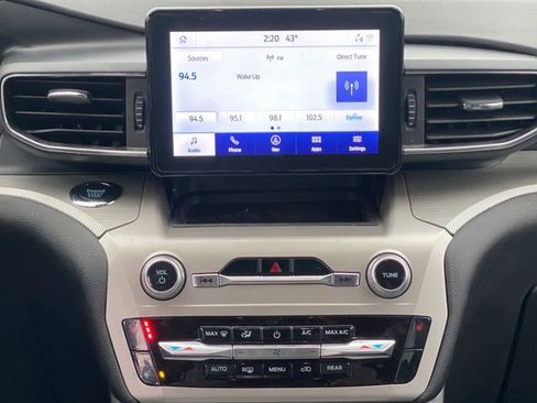 Used 2023 Ford Explorer XLT w/ Equipment Group 202A image 23