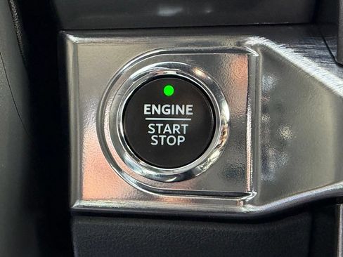 Certified 2022 Ford F150 Lariat AWD/4WD image 33