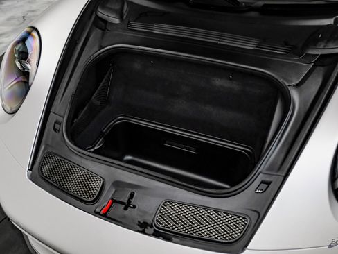 Used 2024 Porsche 911 GT3 image 88