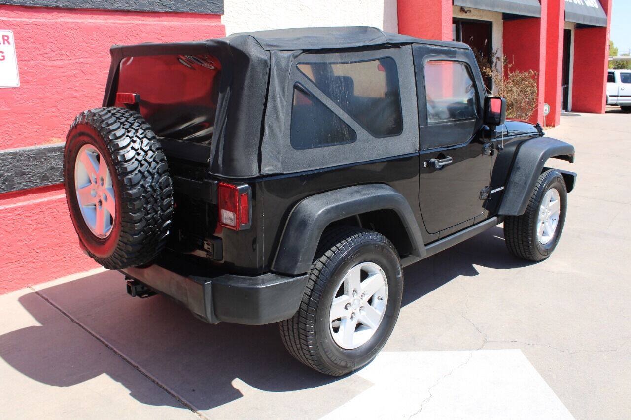 Used 2008 Jeep Wrangler Rubicon AWD/4WD image 8
