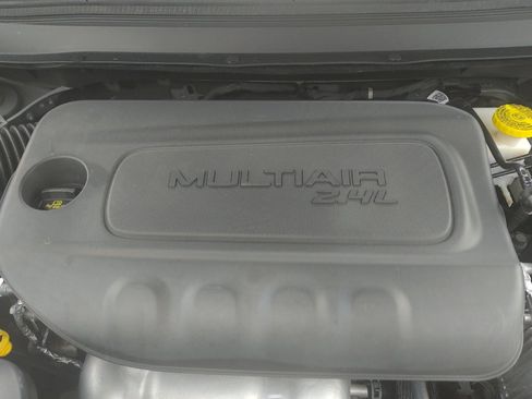 Used 2020 Jeep Cherokee Limited FWD image 30