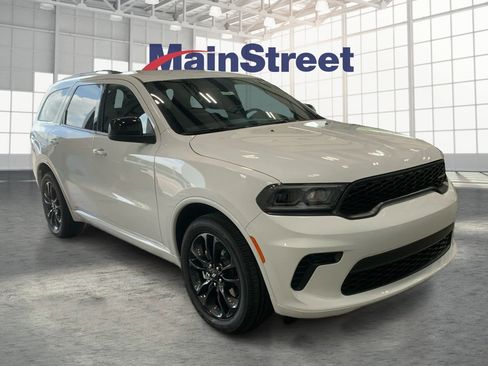 Used 2025 Dodge Durango GT w/ Blacktop Package image 7