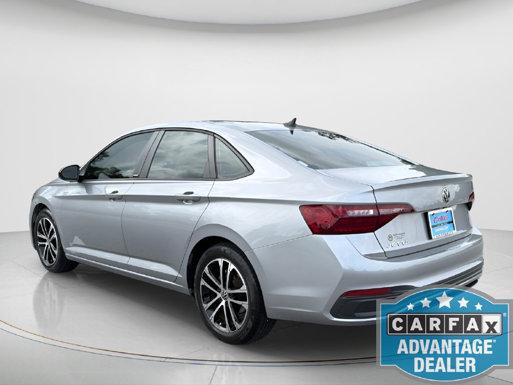 Used 2023 Volkswagen Jetta Sport FWD image 8