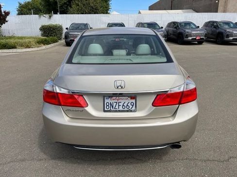 Used 2015 Honda Accord LX image 4