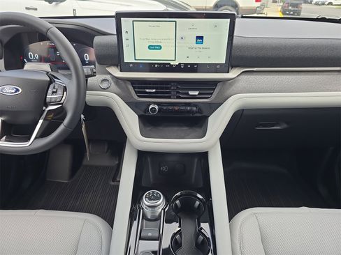New 2026 Ford Explorer Platinum w/ LUX Leather Package image 10