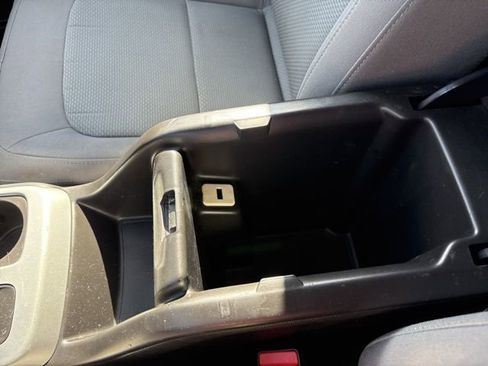 Used 2016 Chevrolet Colorado LT w/ LT Convenience Package image 36